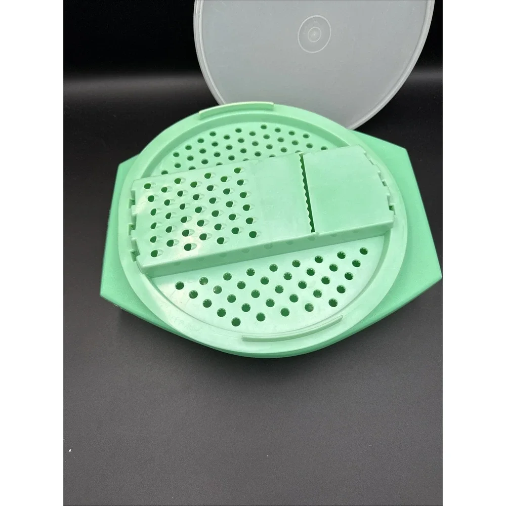 Tupperware Vtg Jadeite Green Salad Serving Bowl Lettuce Cheese Grater + Lid 786